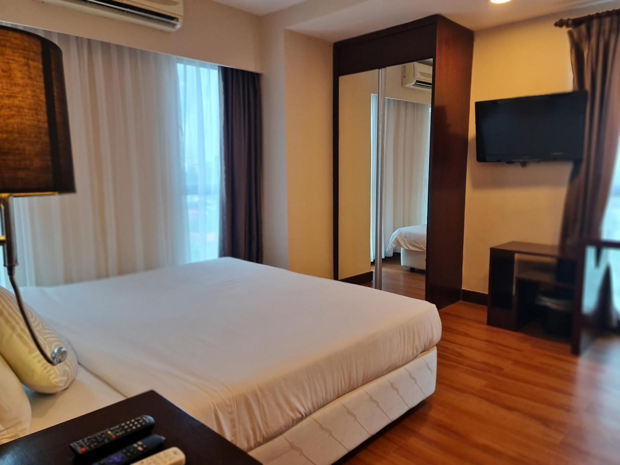 Apartment Bv2 2 Bedrooms Kk Centre Near Imago *