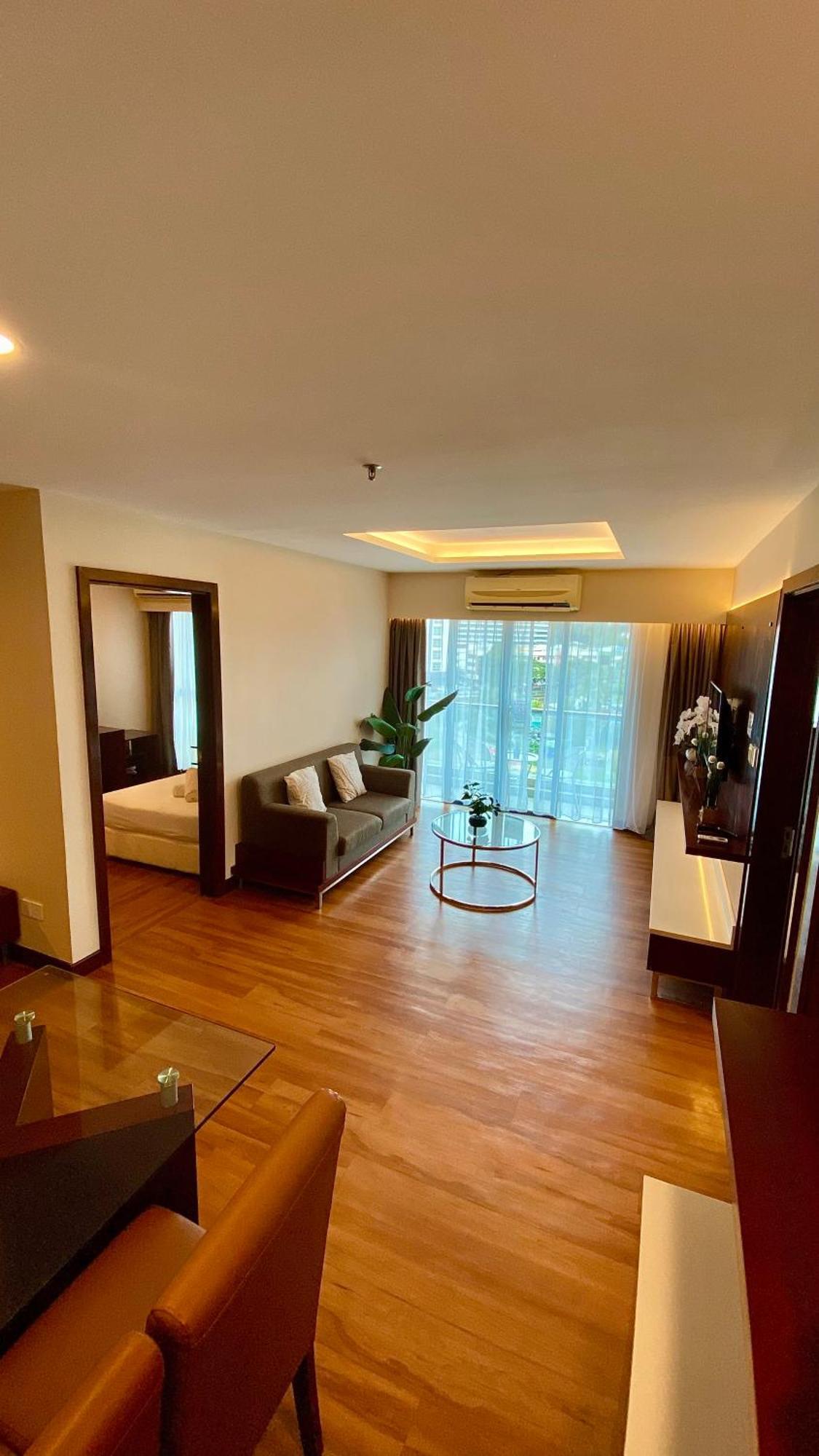 Apartment Bv2 2 Bedrooms Kk Centre Near Imago